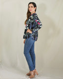 Blusa de lactancia, Ruth negra flores blancas
