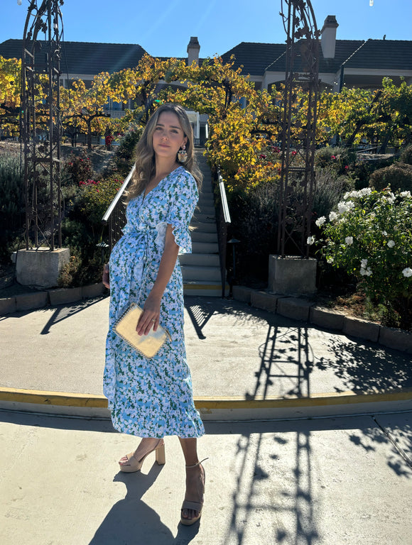 Vestido de maternidad, Úrsula florecitas azules