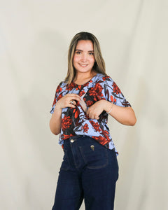 Blusa de lactancia, Esme azul flores naranjas
