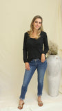 Blusa de lactancia negra, Hilda