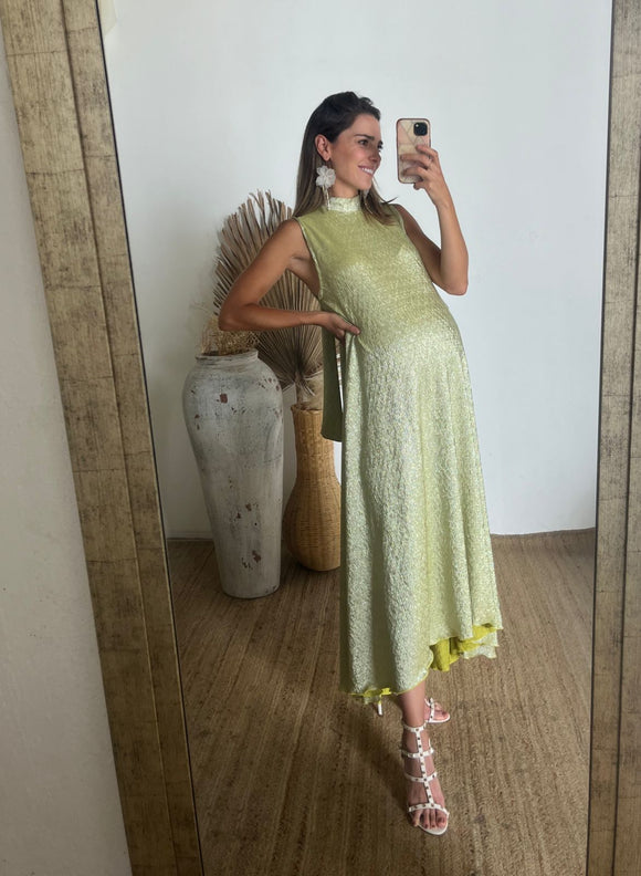 Vestido de maternidad Sonia, verde claro brilloso corrugado