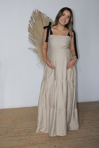 Vestido de maternidad Dalia beige tirantes negros