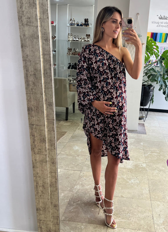 Vestido de maternidad, Sabrina duffy