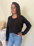 Blusa de Lactancia, Daniela Negra brazos de terciopelo