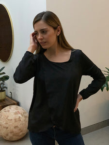 Blusa de Lactancia, Diana Negra