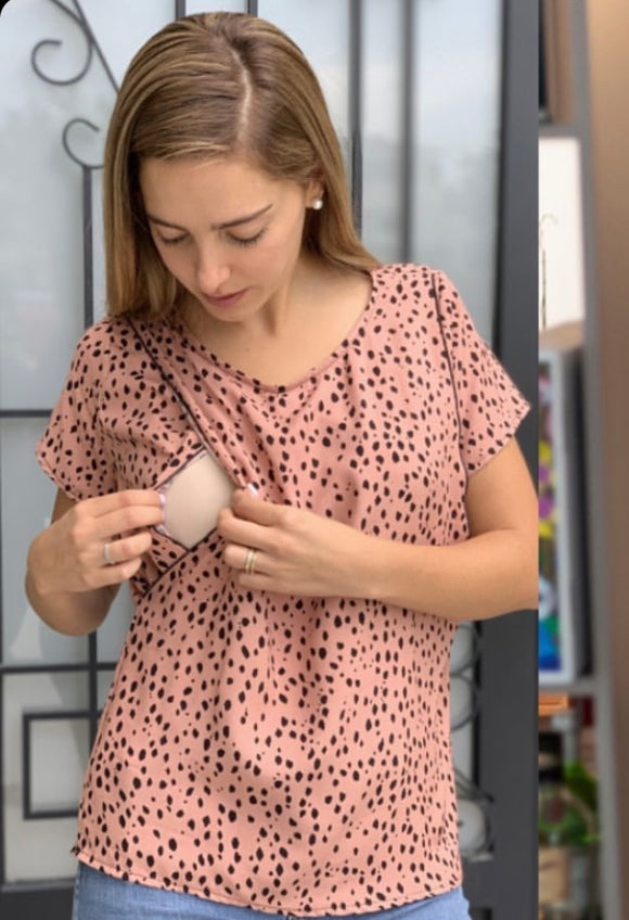 Blusa de Lactancia, Esme dalmatas