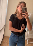 Blusa de lactancia, Esme negra