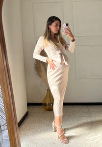 Vestido de maternidad, Olivia beige con moño y mangas