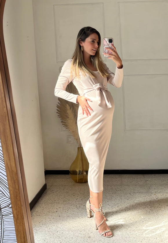 Vestido de maternidad, Olivia beige con moño y mangas