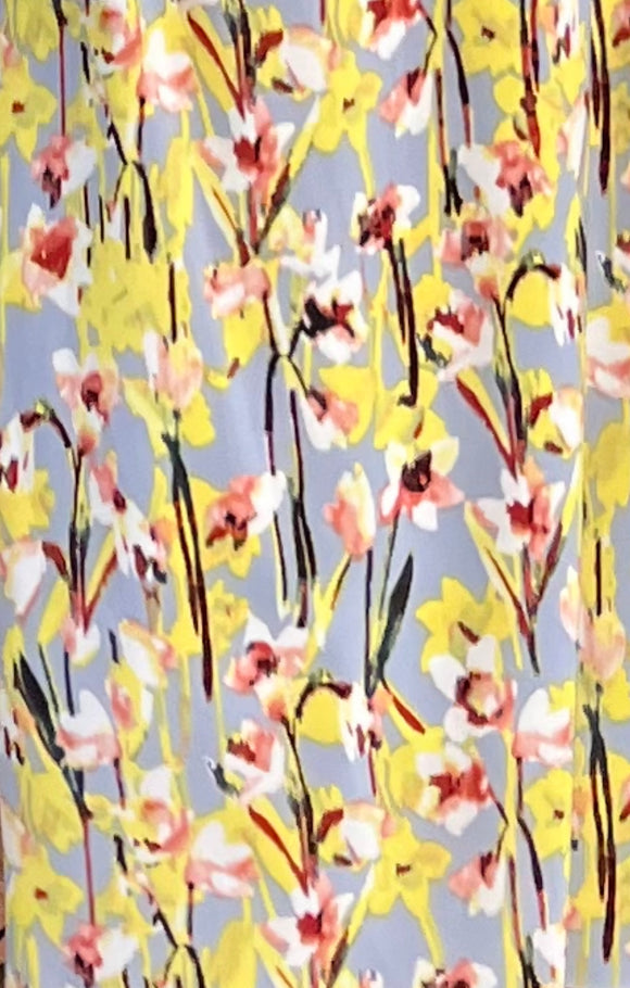 Tela gris con flores amarillas